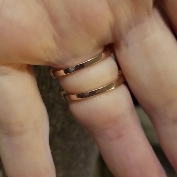 18k GP White Sapphire Set of Two Rings - Picture 12 of 14